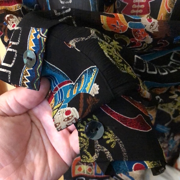 CHICOS size 2  Medium SILK Fun Asian Print Eastern Vibe Graphic Print $109 NEW - Picture 9 of 16